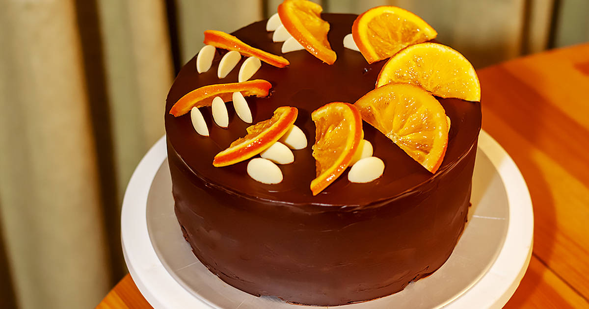 Рецепт праздничного десерта: новогодний торт "Шоколад-Апельсин"