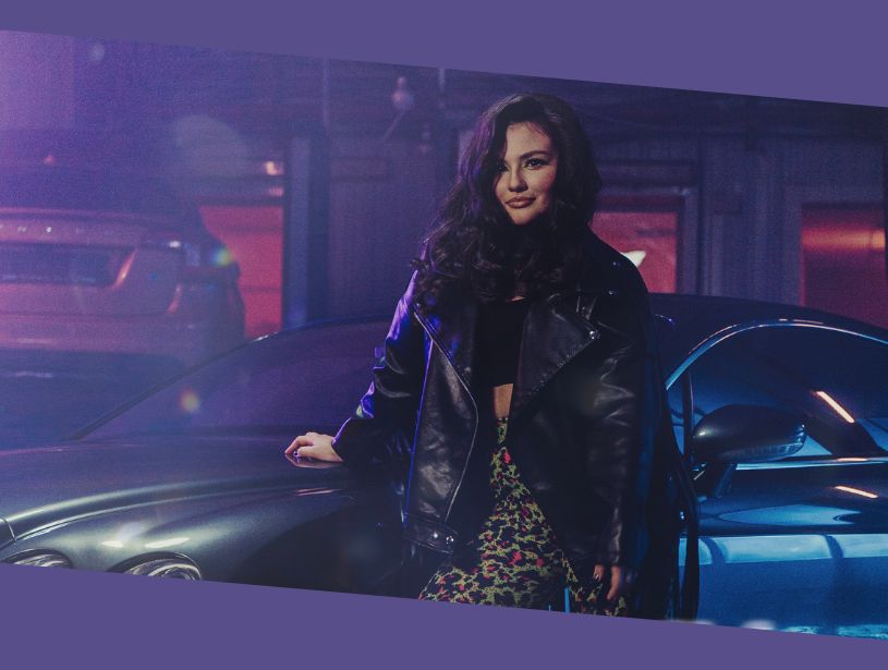 Внука секретаря СНБО Данилова спела о перегоревших лампочках (видео)