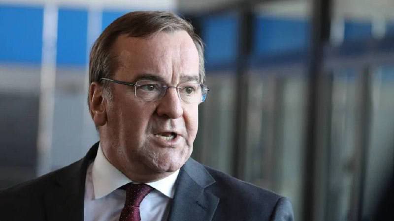 Канцлер Германии Шольц назвал имя нового министра обороны страны