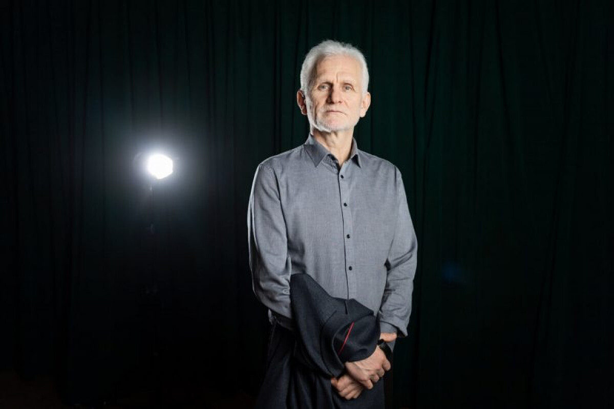 В Беларуси лауреата Нобелевской премии Беляцкого приговорили к 10 годам тюрьмы