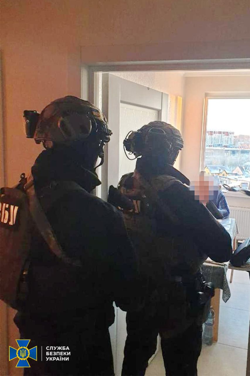 В Україні викрили російську фінансову піраміду на 40 мільйонів доларів (фото)