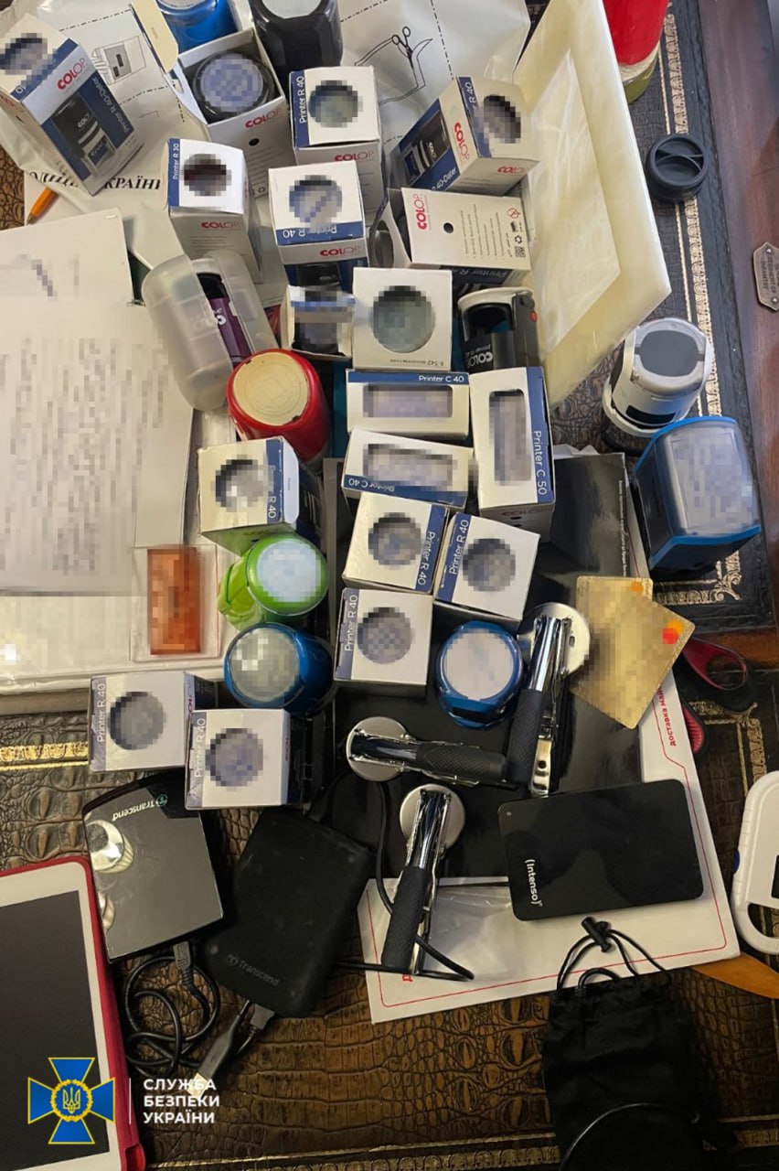 Одне з ГО Києва допомагало російським лікарям легалізуватися за кордоном (фото)