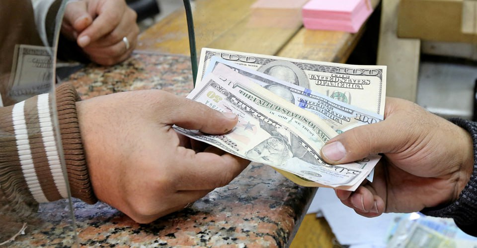 НБУ заборонив обмінникам відмовляти громадянам в обміні зношеної іноземної валюти