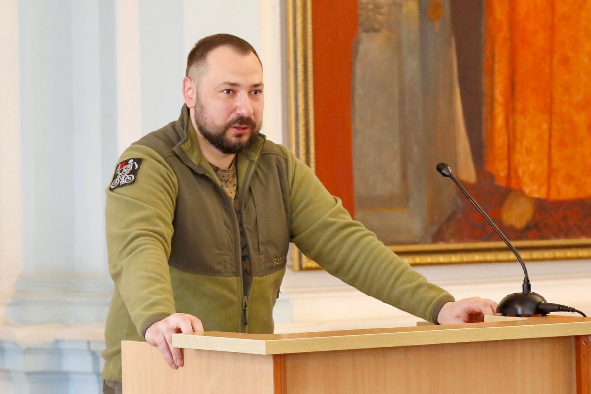 Ексзаступника міністра оборони Халімона, якого підозрюють у махінаціях при закупівлях продуктів, відпустили під особисте зобов`язання