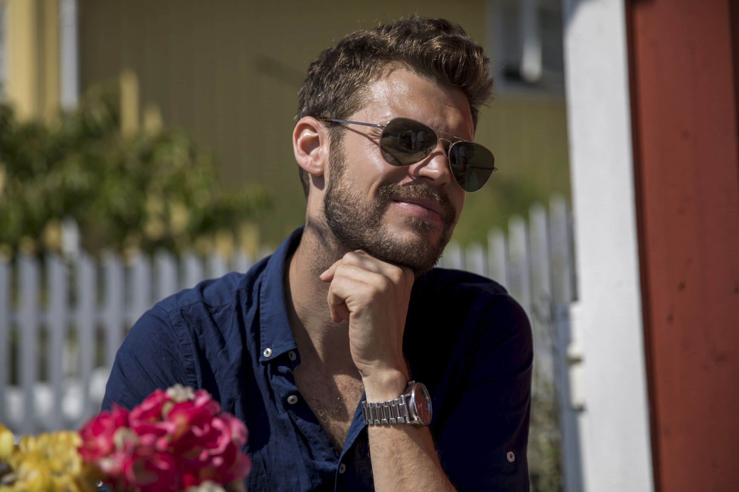 Украв окуляри в аеропорту: лідер парламентської партії Норвегії іде у відставку