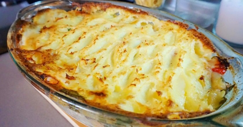Рецепти британської кухні: готуємо знаменитий рибний пиріг fish pie