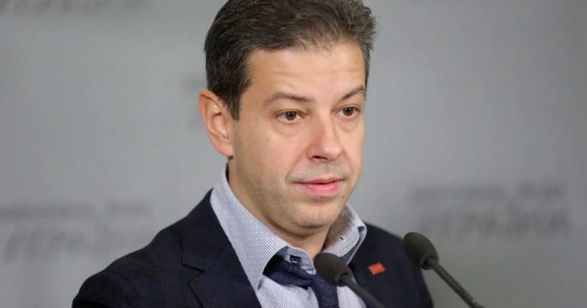 Суд відправив під арешт нардепа Алєксєєва