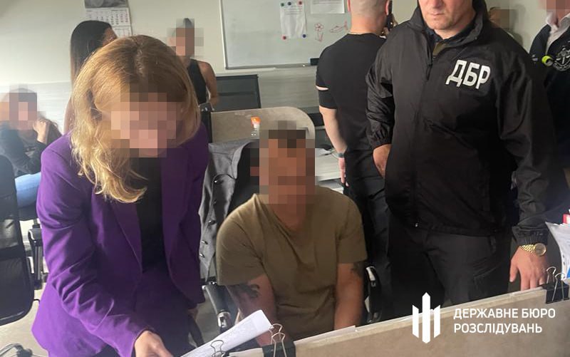 Любитель відпочинку на Мальдівах, екснардеп Арістов, отримав підозру за підробку документів