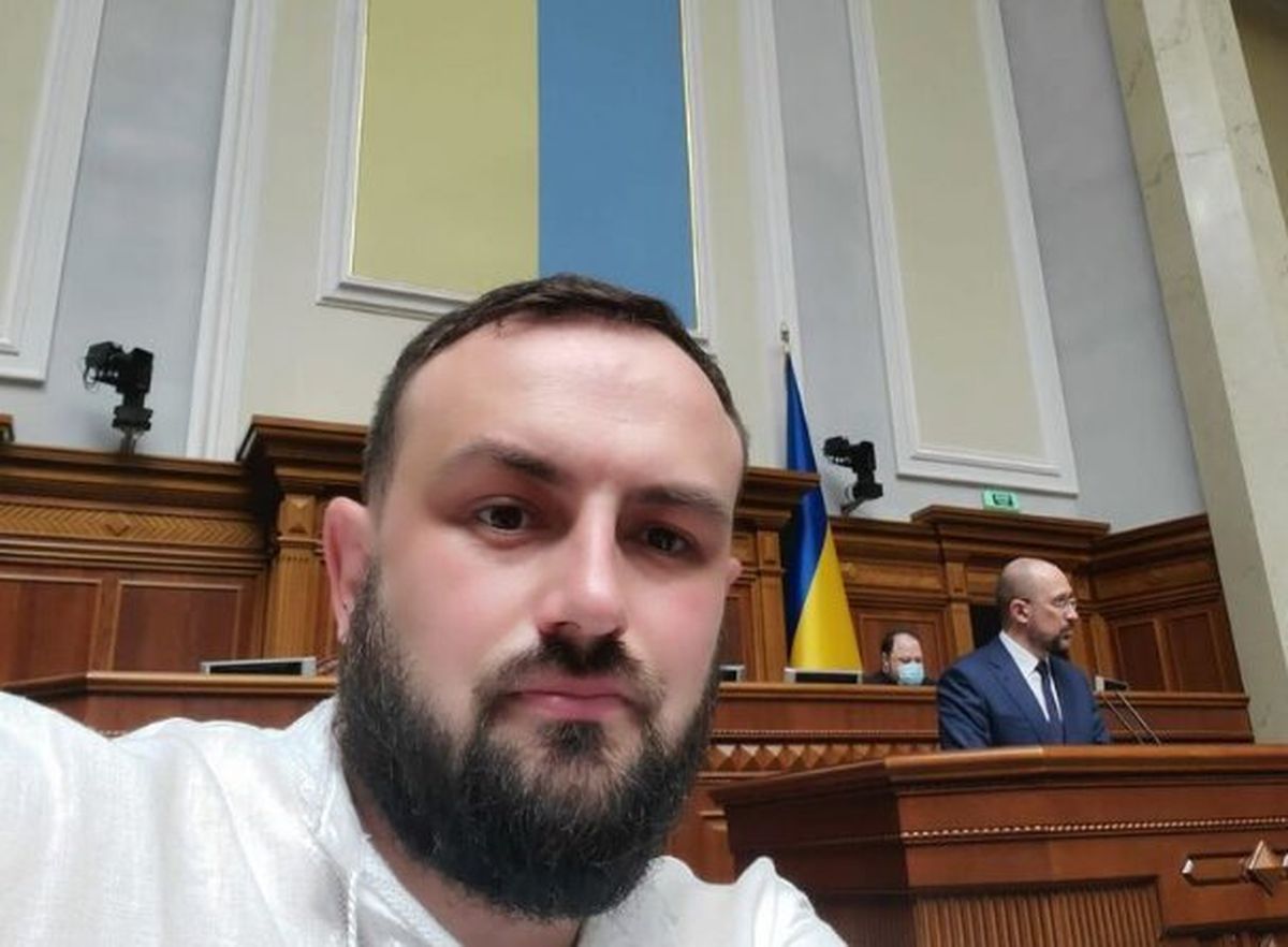 Нардеп від "слуг" Гривко пропонує скоротити в'язням строк, якщо ті крутитимуть педалі на велогенераторах