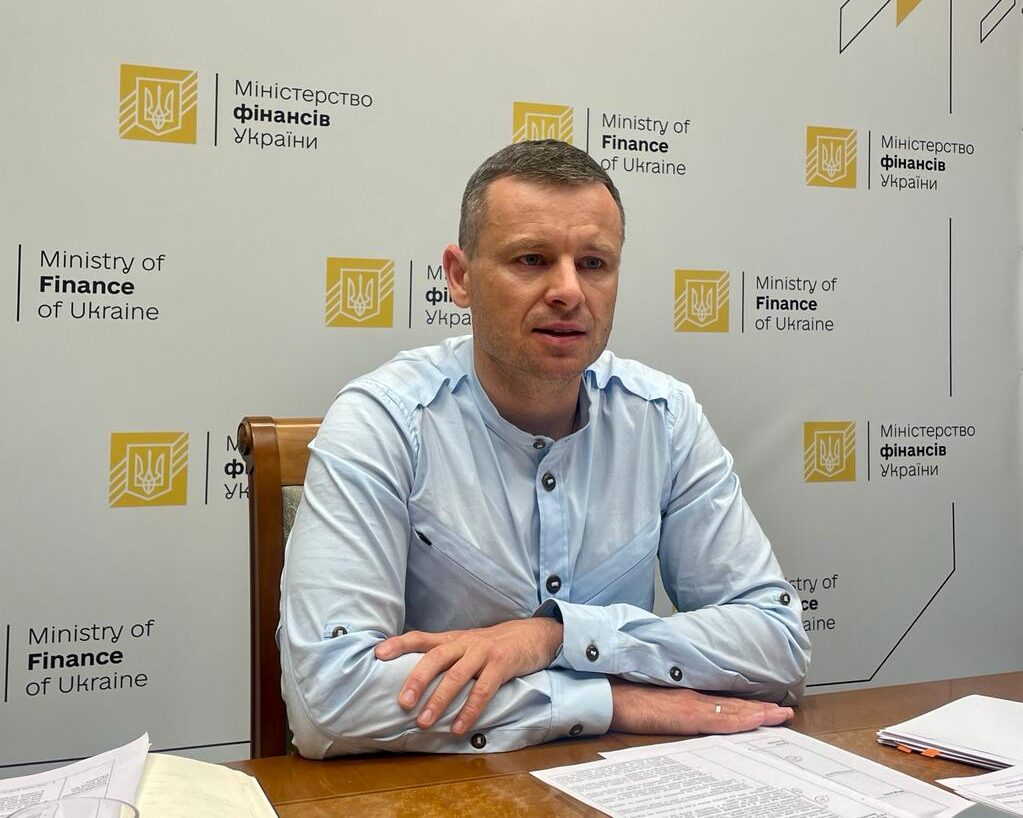 "Модный" министр финансов: на свой гардероб Марченко потратил почти четверть годового дохода