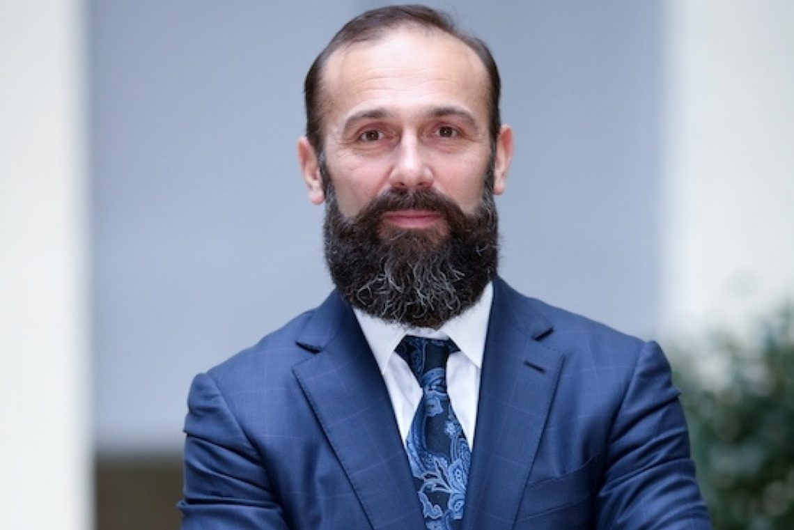 Силовики провели обыски у скандального экс-зампреда Высшего хозяйственного суда Емельянова