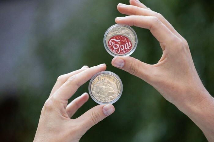 НБУ ввів в обіг пам’ятну монету "Український борщ"