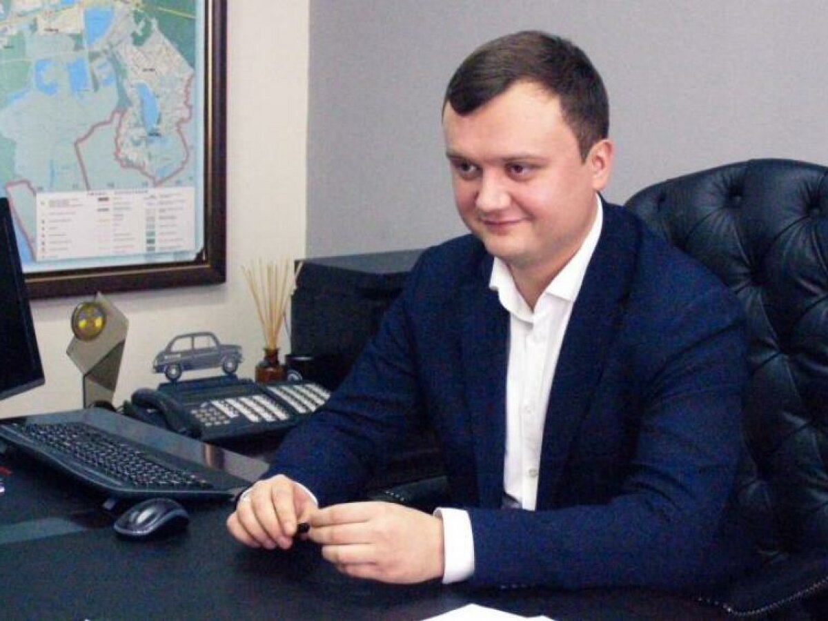 Глава "Киевпасстранса" Левченко после начала войны восемь раз выезжал за границу и приобрел элитный "Мерседес"