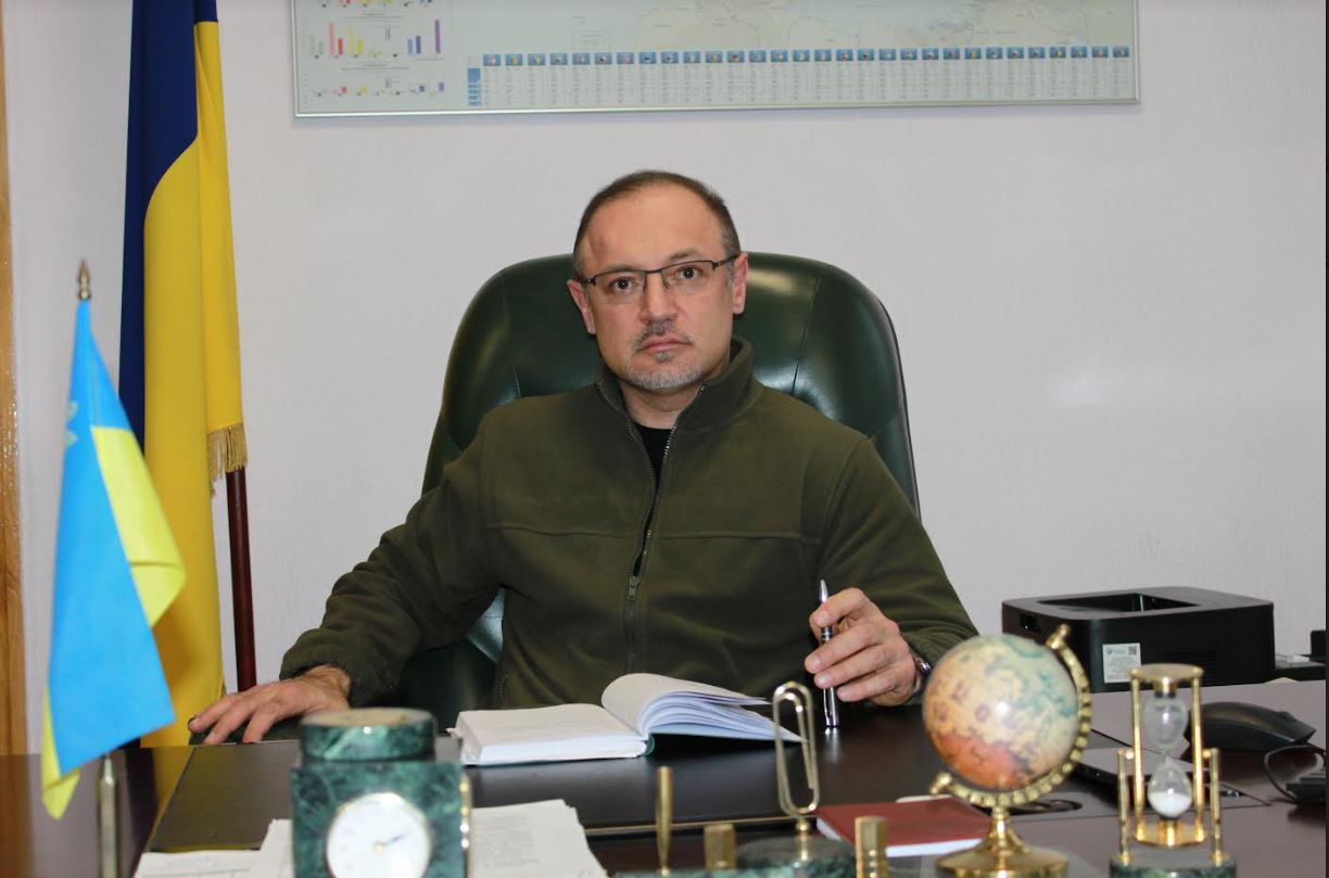 Ділили землю, автівки й годинники: голова НКРЕКП Ущаповський розлучився з дружиною