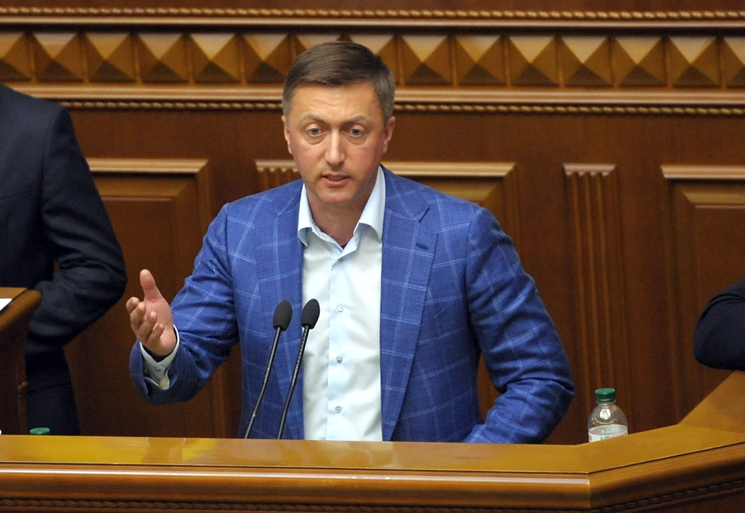 Нардеп Лабазюк отримав підозру за спробу підкупу голови Держагентства з відновлення Мустафи Найема