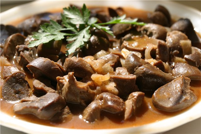 Простые рецепты вкусности: тушим свиные почки