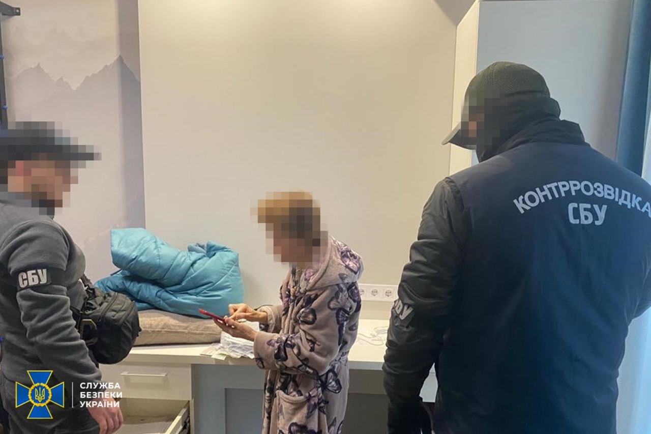 Скандал в МИД: украинская консул "помогала" нелегалам из "террористически рисковых" стран Азии переехать в ЕС