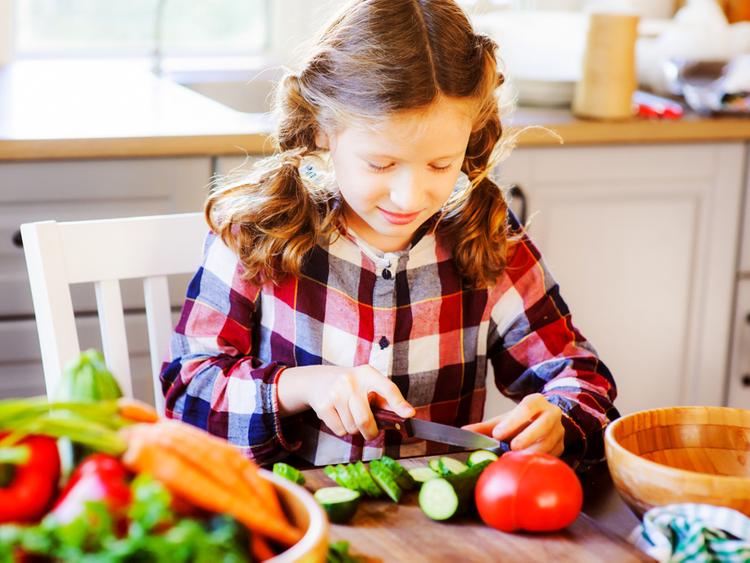 Як організувати харчування для дітей на зимових канікулах: поради лікаря