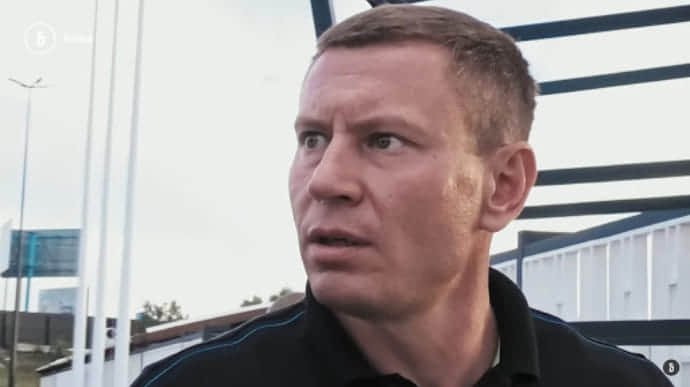 Бывший завхоз Нацполиции Наумов мог использовать фейковых спортсменов для получения разрешений на заплывы во время войны в его загородном клубе NAVY