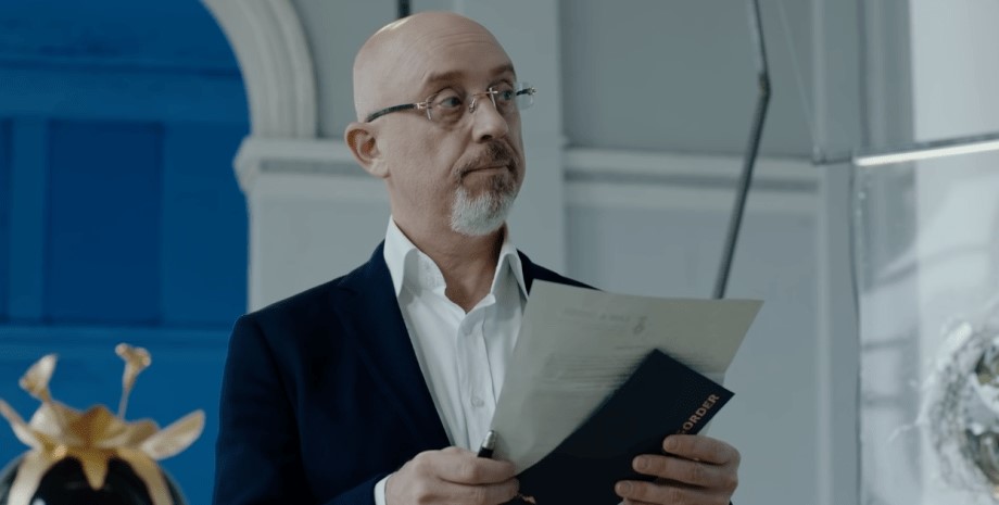 Экс-министр обороны Резников снимался в сериале "Нюхач" с российскими актерами