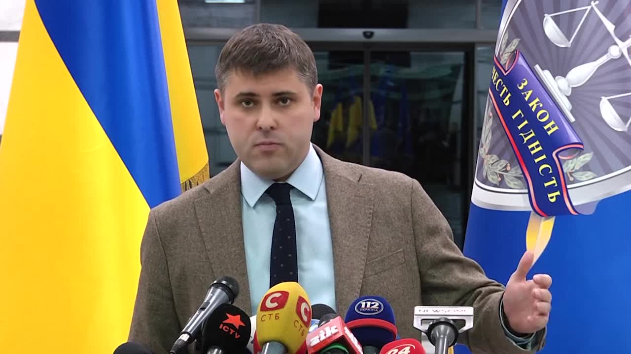 Заступника голови Запорізької облради Куценка та його спільників викрили на хабарі