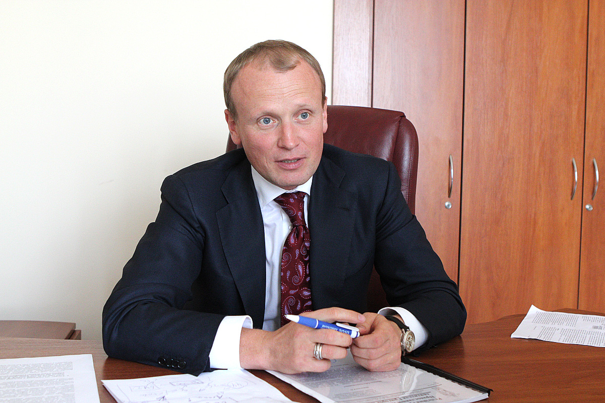 Фирма скандального пророссийского банкира-регионала Омельяненко хочет "отжать" земли на Оболони (видео)