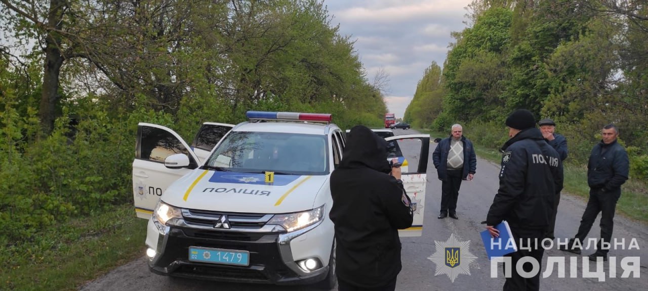 На Вінниччині невідомі розстріляли поліцейський патруль: є загиблі і поранені