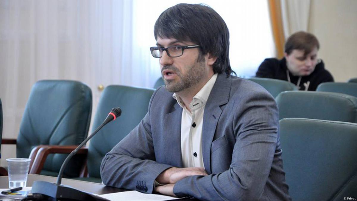 Родственники члена ВРП Романа Маселко и он сам активно покупают недвижимость на средства неизвестного происхождения