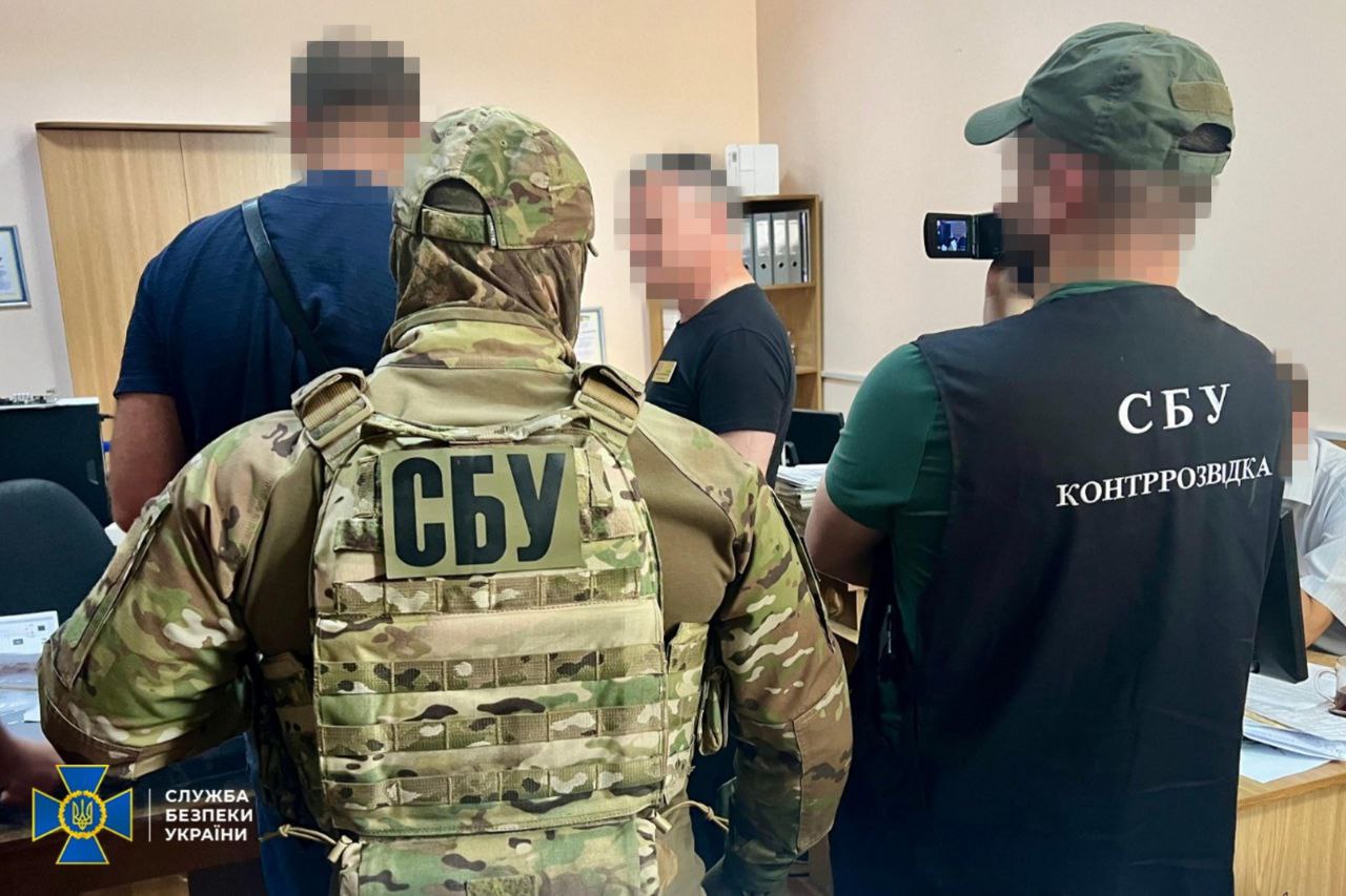 СБУ затримала чиновника Хмельницької міськради, який працював на російську ФСБ