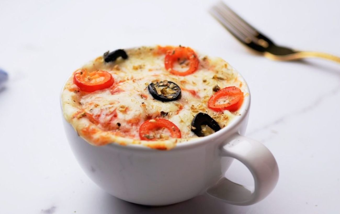 Пицца в чашке за 5 минут: рецепт, требующий минимум времени и ингредиентов