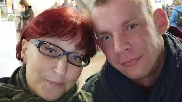 Нардеп Третьякова, которая предлагает поднять зарплату помощникам нардепов, содержит молодого безработного мужа