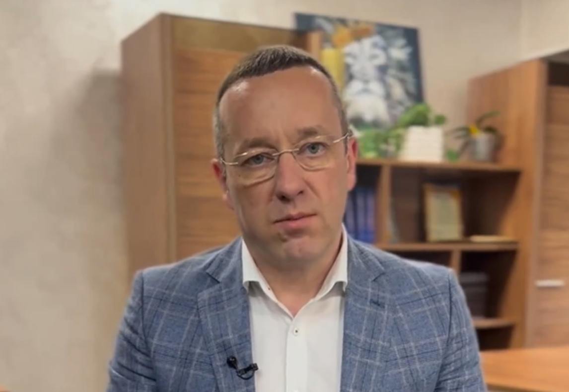 Нардеп Євген Петруняк отримує від держави кошти на оренду житла, поки дружина купує житло в Іспанії та Польщі