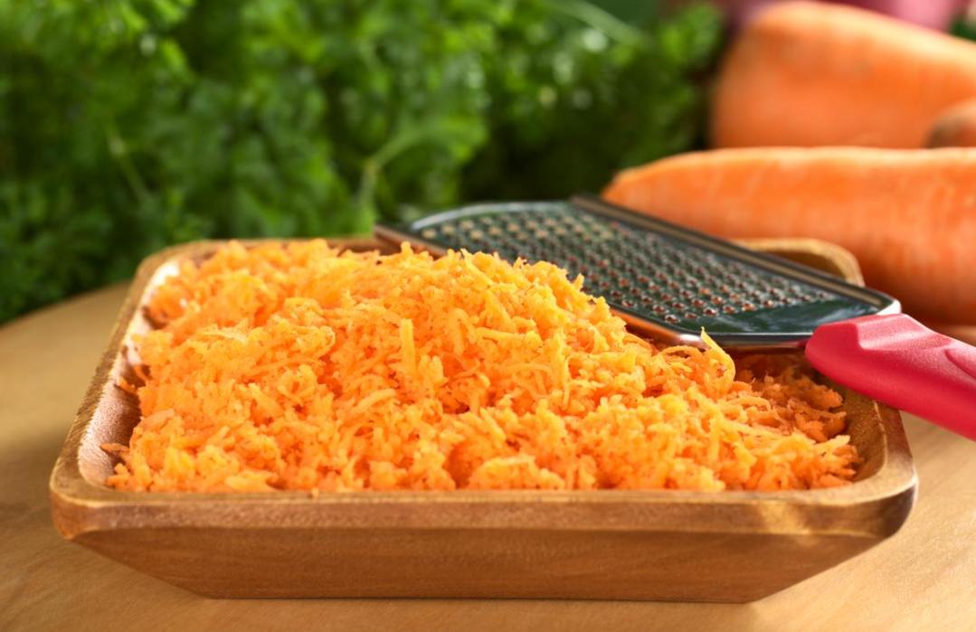 Быстрый и вкусный салат из трех ингредиентов за 5 минут