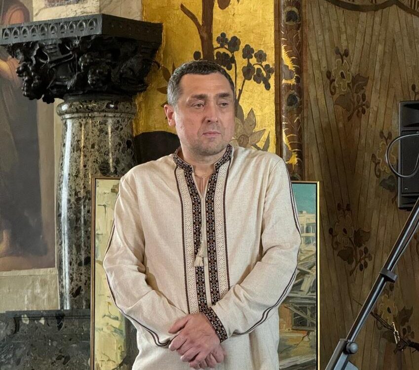 Художественный проект "Молитва за Украину": Александр Свищев поддерживает украинское искусство в трудные времена