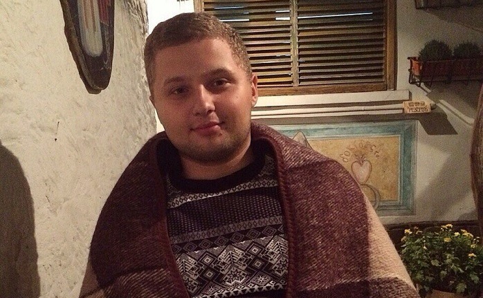 Скандальний постачальник продуктів для ЗСУ Володський продовжує брехати кредиторам і на колінах обіцяє повернути гроші