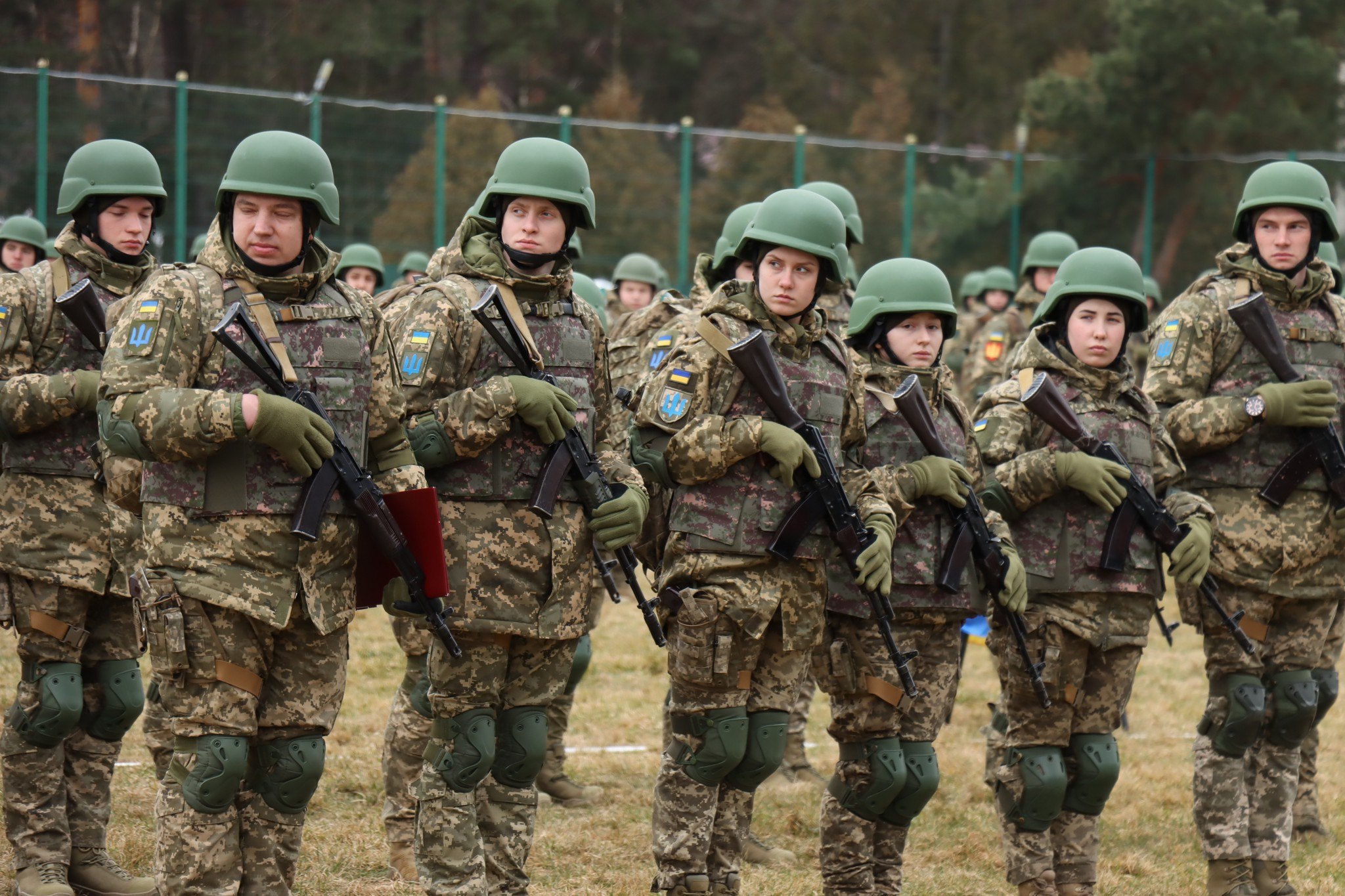 В Национальной академии Сухопутных войск во Львове, которую возглавляет генерал Павел Ткачук, разоблачили масштабные коррупционные нарушения