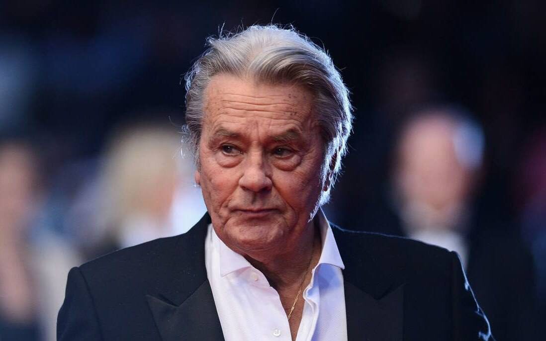 Відомий французький актор Ален Делон помер у віці 88 років