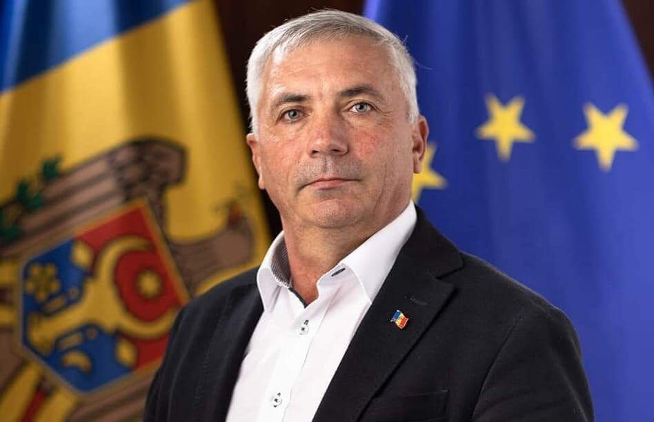 В Молдове депутат скончался от укуса осы: у него случился анафилактический шок