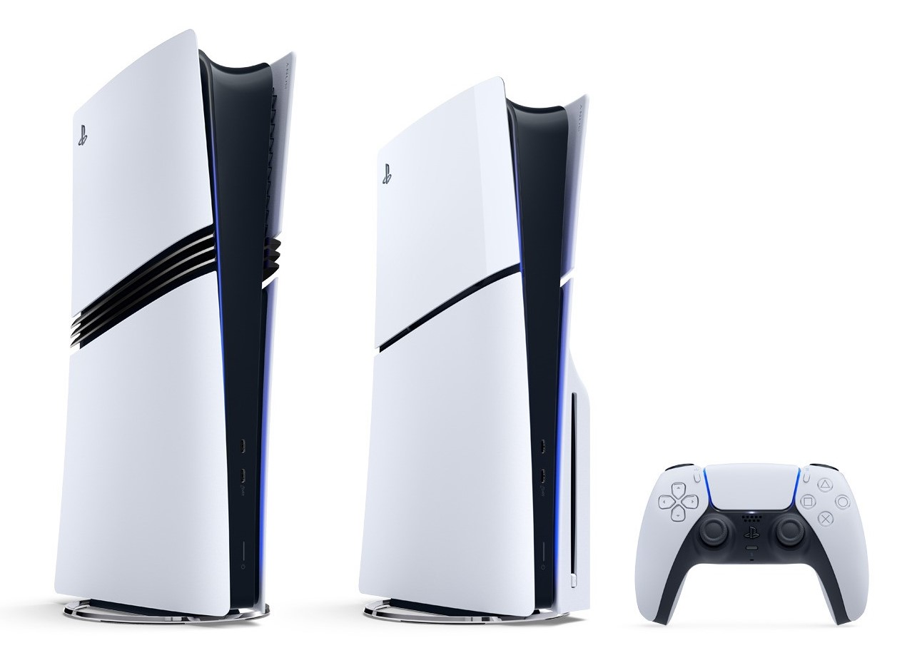 Новая PlayStation 5 Pro, наряду с нынешней стандартной PS5, и контроллер DualSense (фото: Sony)