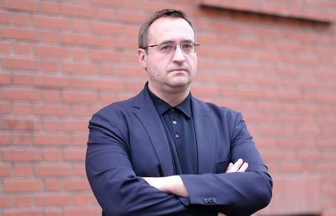 СМИ рассказали, как Константин Церазов "прокрутил" ликвидацию банка Открытие и сбежал с деньгами