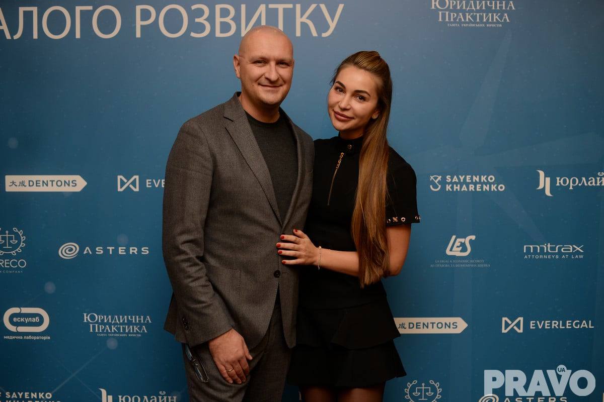 Миколаївський депутат Микола Капацина придбав чотири кросовери й не задекларував шотландську фірму