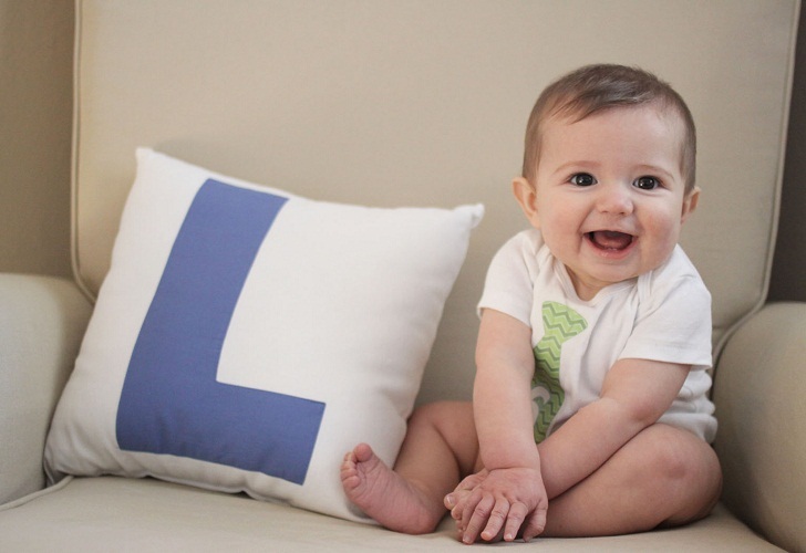Коли дитина має навчитися сидіти: поради педіатра