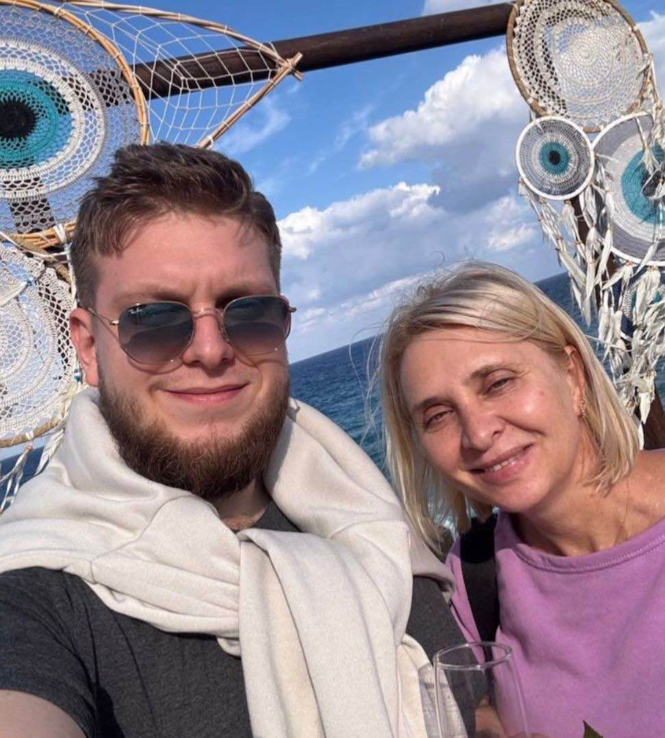 Глава Николаевской МСЭК Вера Белякова, у которой нашли почти полмиллиона долларов, официально живет на одну зарплату