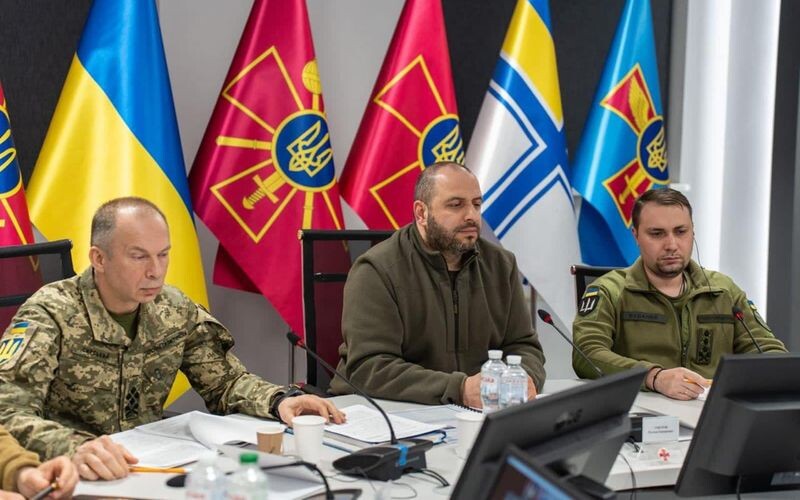 В Офисе президента рассматривают варианты увольнения Сырского, Буданова и Умерова - СМИ