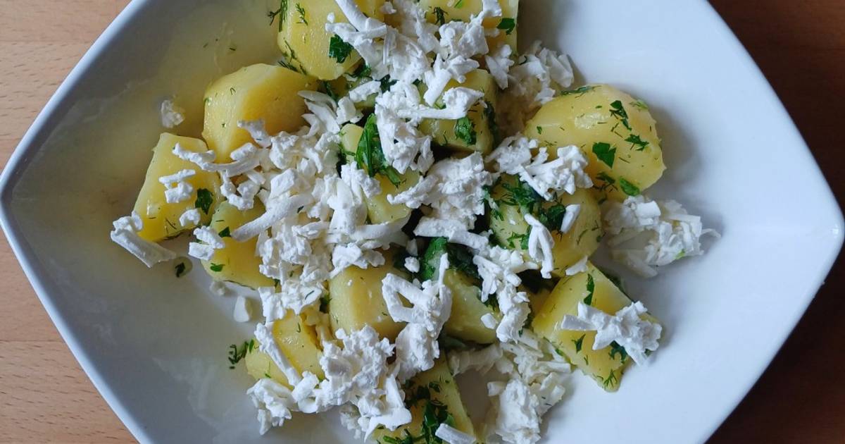 Простые рецепты вкусности: картофель с брынзой и оливками