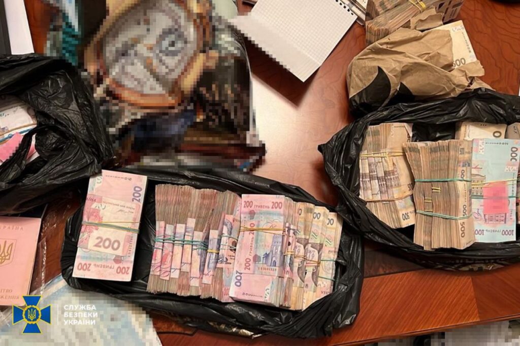 На Дніпропетровщині затримано депутата-рекетира: вимагав $2,5 млн у військового