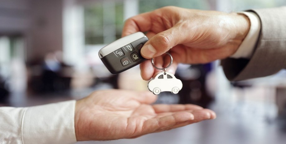 Renault обогнала Toyota на рынке новых авто в Украине: лидеры октябрьских продаж