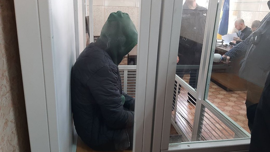 Водителю, сбившему трех женщин на остановке в Хмельницком, избрали меру пресечения