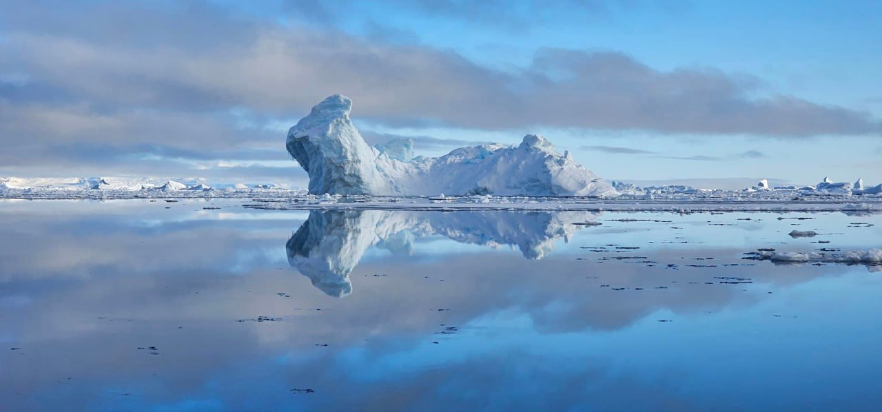 Уникальные кадры: украинские полярники зафиксировали редкое явление возле станции "Вернадский" (фото)