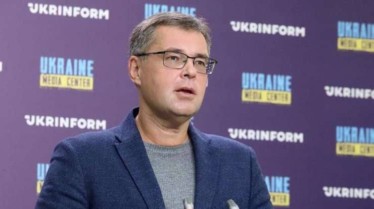 Суд признал скандального эксперта Харченко виновным в уклонении от уплаты четверти миллиона гривен налогов